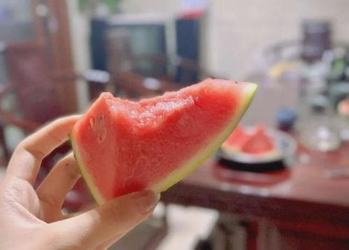 网友吃瓜图,娱乐圈最新热点事件大揭秘