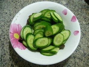 吃瓜拌瓜,吃瓜拌瓜，清凉一夏的味蕾盛宴